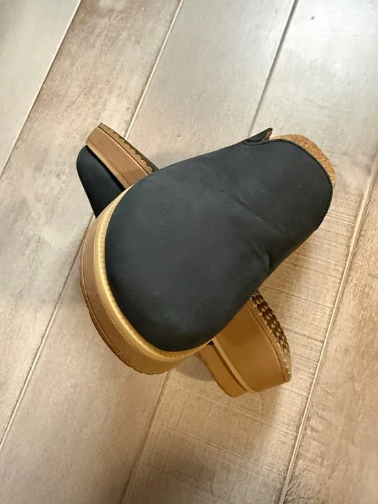 Reef Black and Tan Platform Mule Clogs - Picture 3 of 7